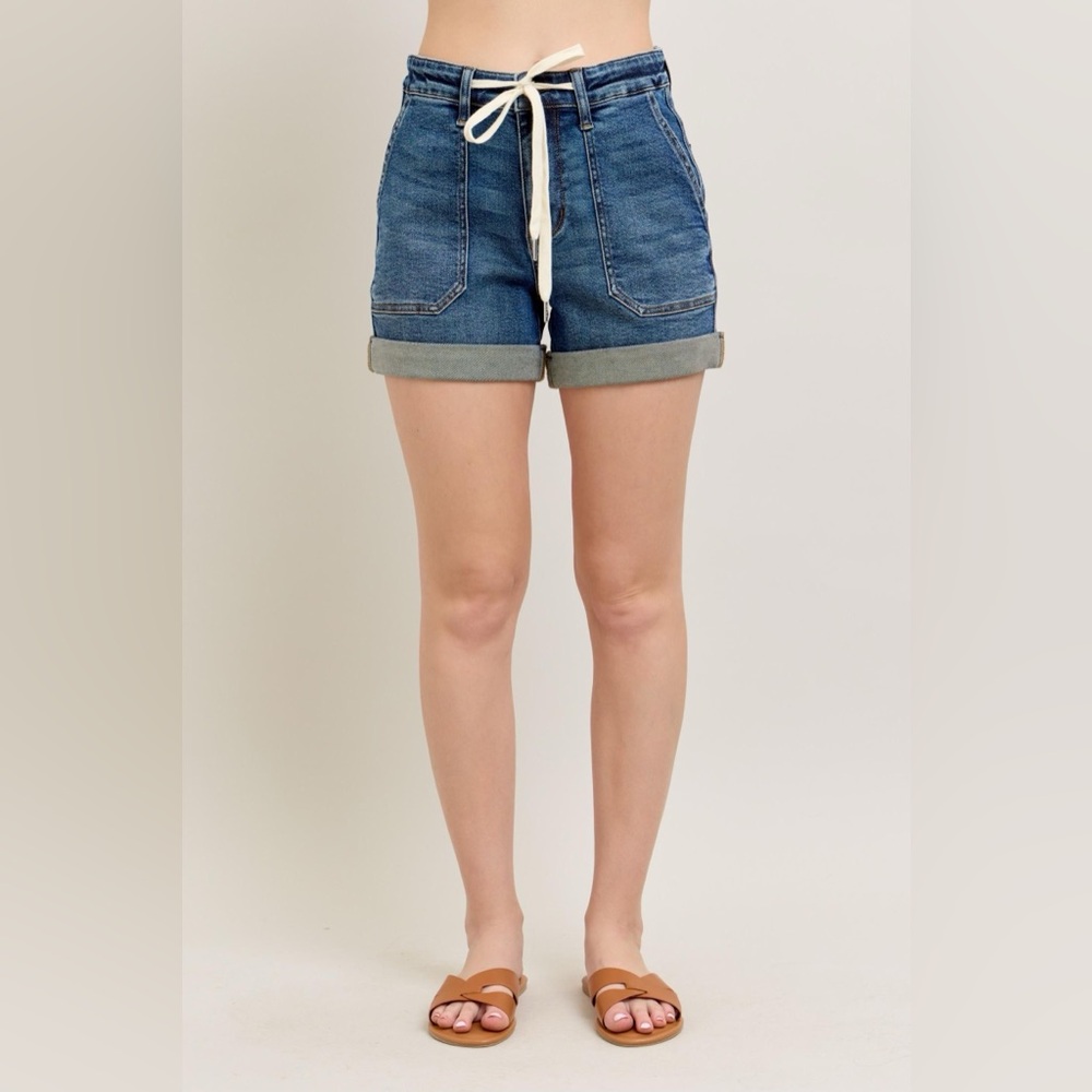 NWT Judy Blue PLUS + REG Size High Rise Cuffed Denim Cargo Shorts
